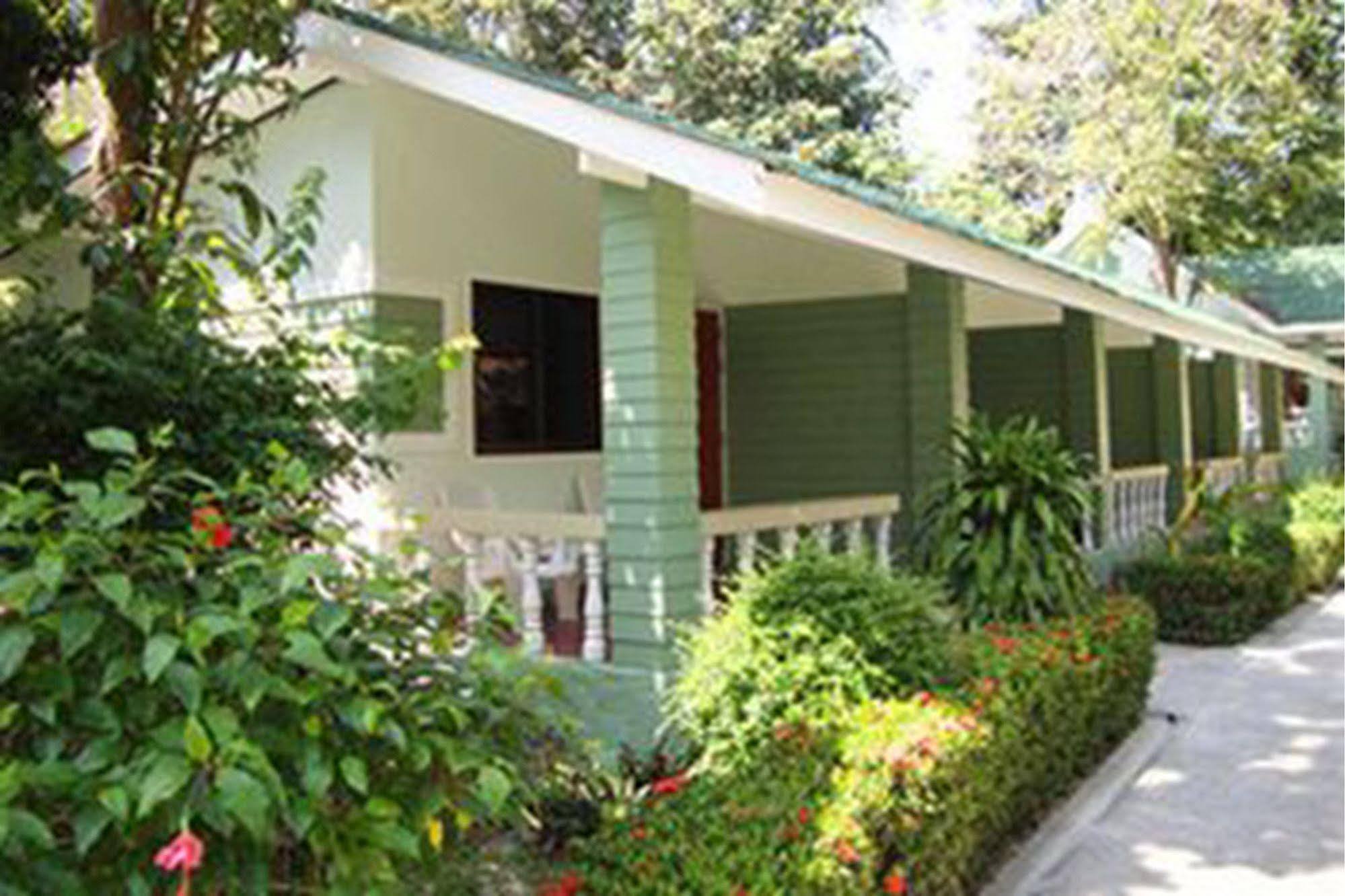 Malibu Samed Resort Koh Samet Bagian luar foto