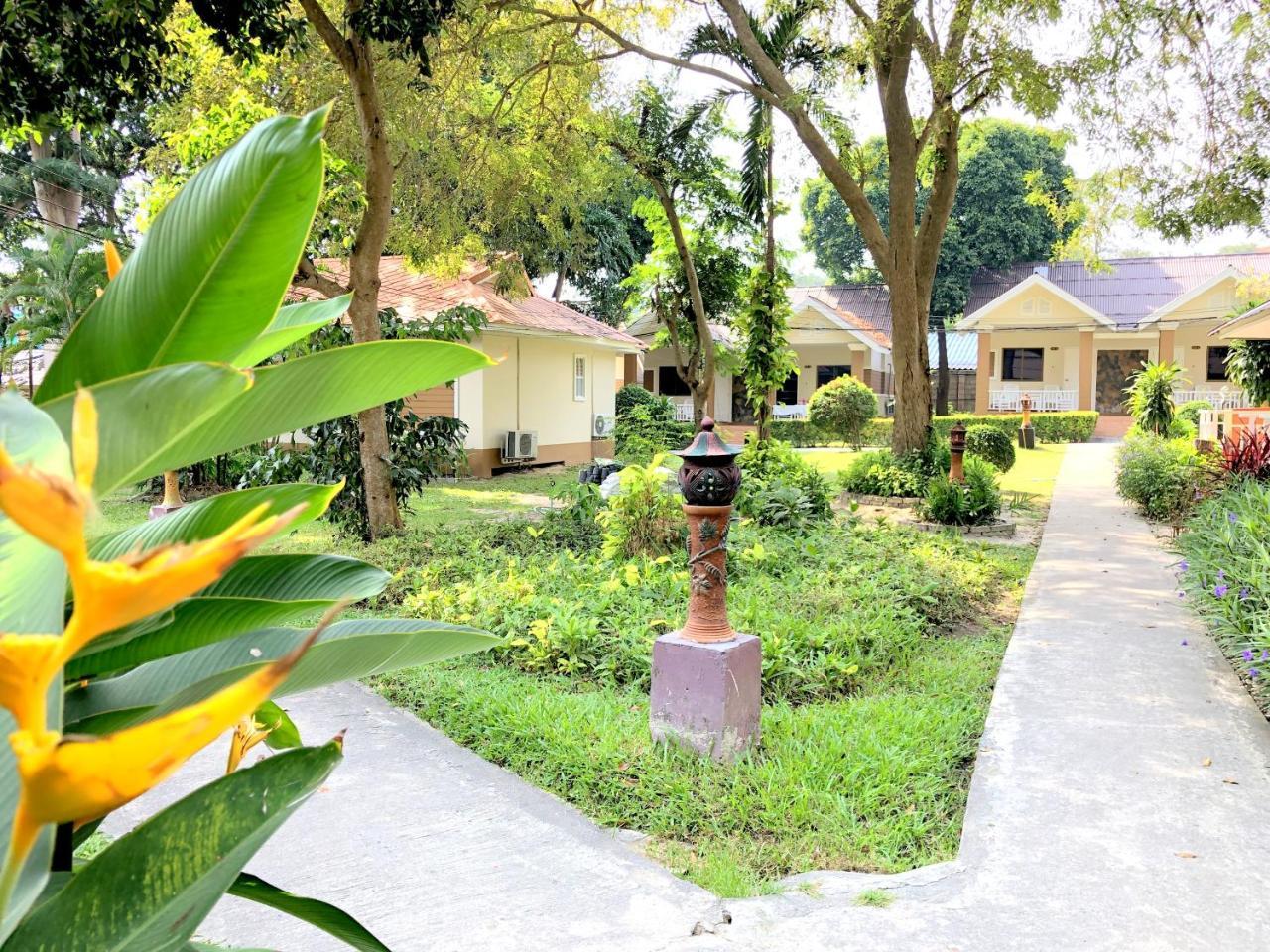 Malibu Samed Resort Koh Samet Bagian luar foto